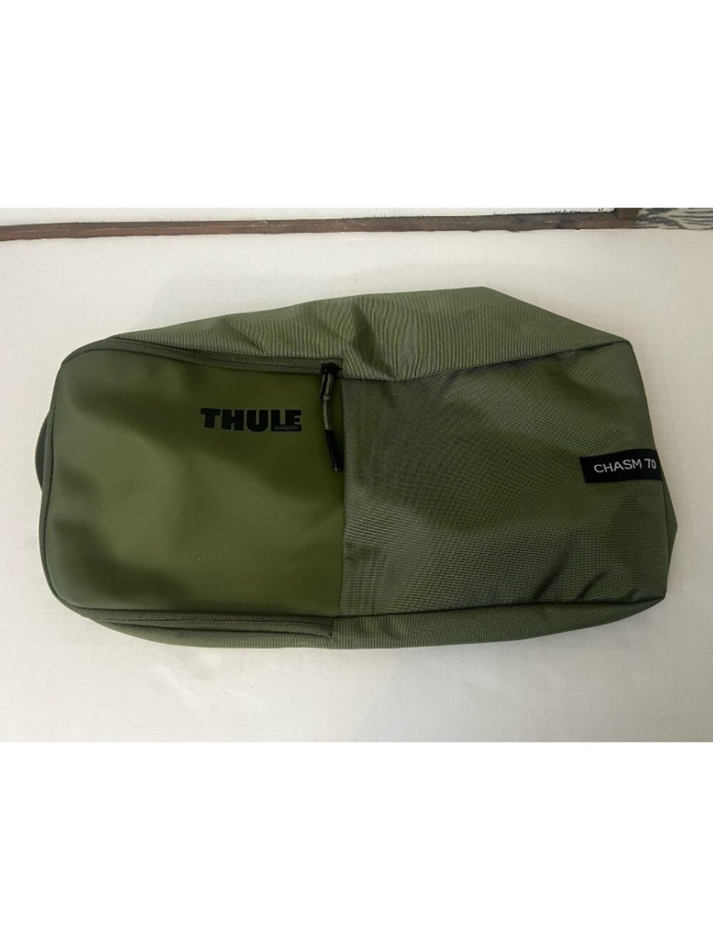 Thule Chasm 70 Olive Green Duffle Bag Packing Case / Accessories Carry Bag